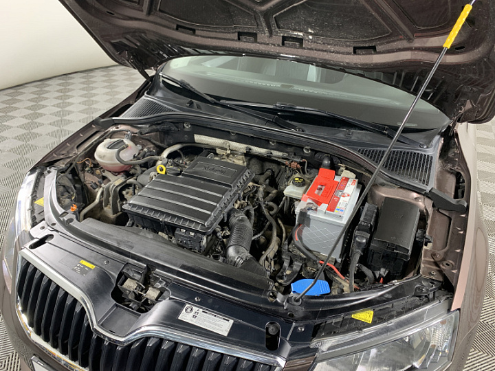 SKODA Octavia 1.6, 2014 года, Автоматическая, КОРИЧНЕВЫЙ