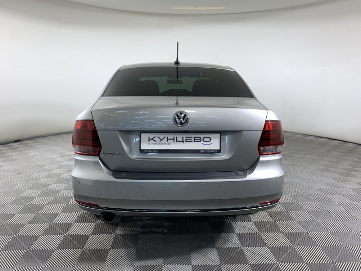 VOLKSWAGEN Polo 1.6, 2019 года, Механика, Серебристый