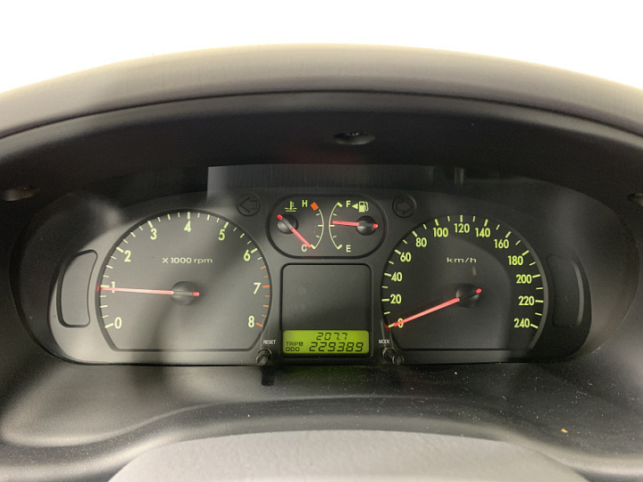 KIA Magentis 2.5, 2004 года, Механика, БЕЖЕВЫЙ