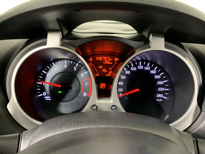 NISSAN Juke 1.6, 2013 года, Вариатор, БЕЛЫЙ