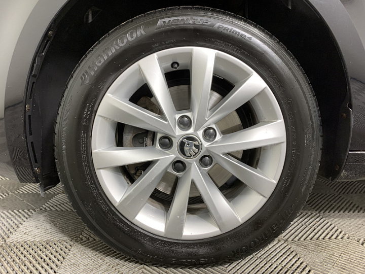 Skoda Octavia 1.6, 2018 года, Автоматическая, Черный