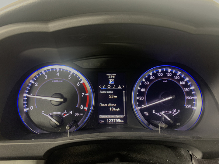 TOYOTA Highlander 2.7, 2014 года, Автоматическая, ЧЕРНЫЙ