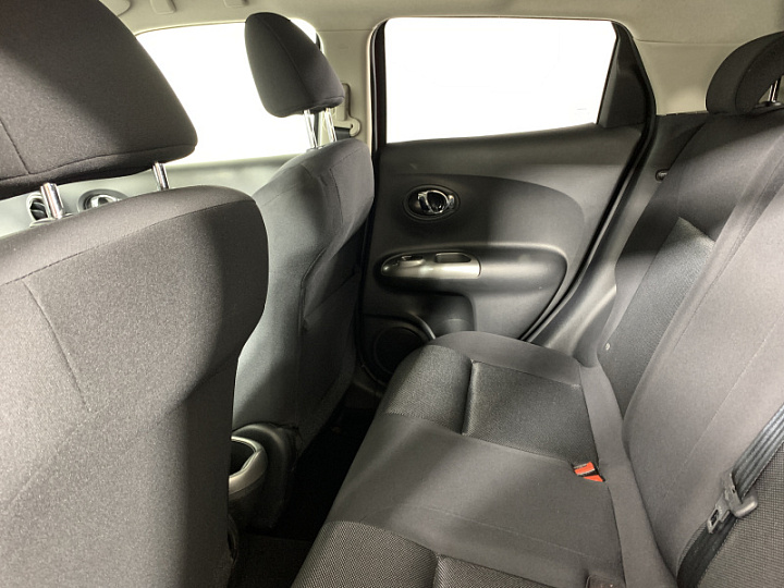 NISSAN Juke 1.6, 2012 года, Механика, КРАСНЫЙ