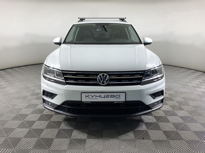 Volkswagen Tiguan 1.4, 2020 года, Механика, Белый