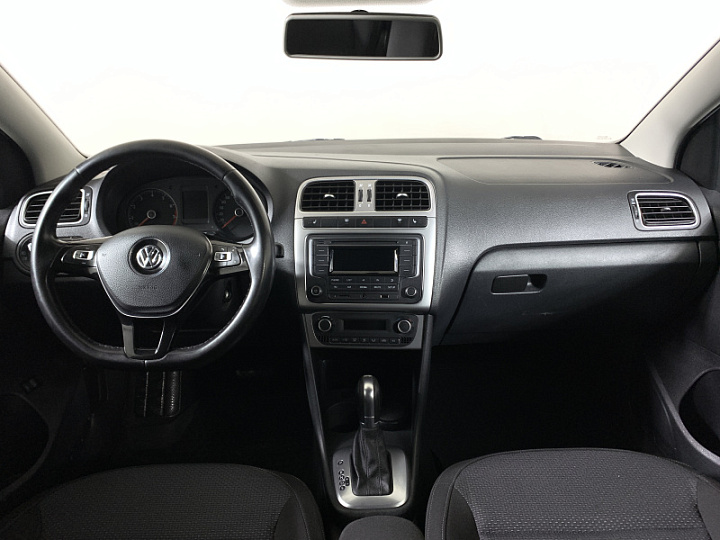 VOLKSWAGEN Polo 1.6, 2017 года, Автоматическая, Серебристый