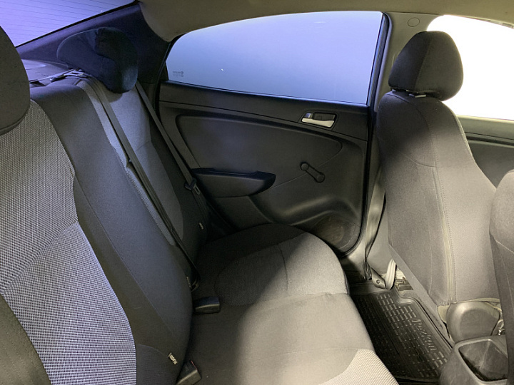 HYUNDAI Solaris 1.4, 2011 года, Механика, Серо-голубой