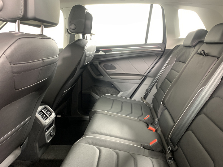 VOLKSWAGEN Tiguan 2, 2022 года, Робот, СЕРЫЙ