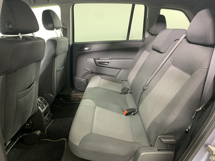 OPEL Zafira 1.8, 2010 года, Робот, Серебристый