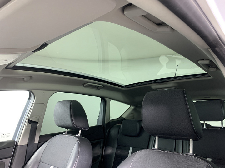FORD Kuga 2.5, 2012 года, Автоматическая, Серебристый