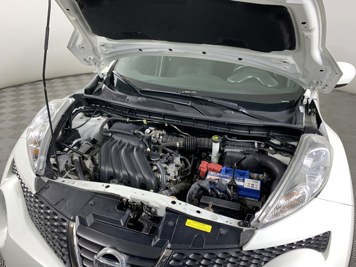NISSAN Juke 1.6, 2013 года, Вариатор, БЕЛЫЙ