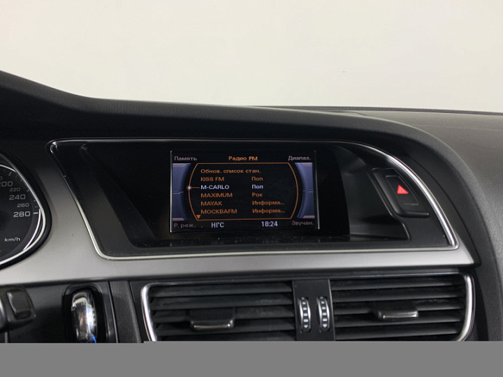 AUDI A4 1.8, 2013 года, Вариатор, КОРИЧНЕВЫЙ