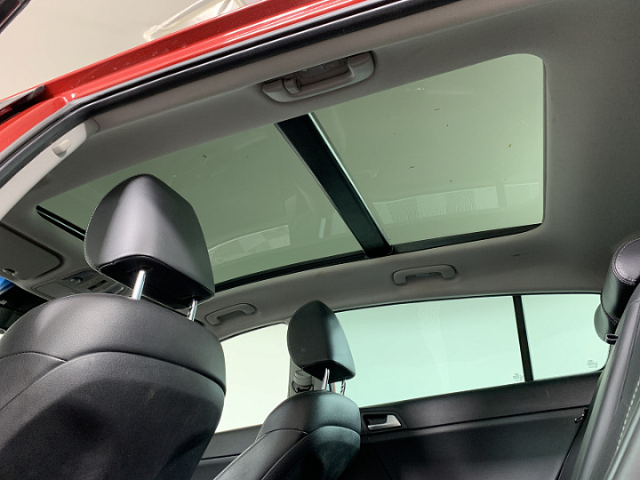 KIA Sportage 2.4, 2019 года, Автоматическая, КРАСНЫЙ