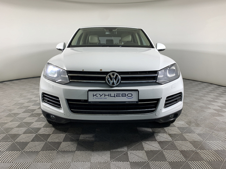 VOLKSWAGEN Touareg 3.6, 2012 года, Автоматическая, БЕЛЫЙ