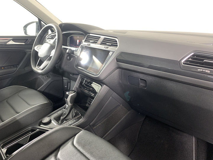 VOLKSWAGEN Tiguan 2, 2022 года, Робот, СЕРЫЙ