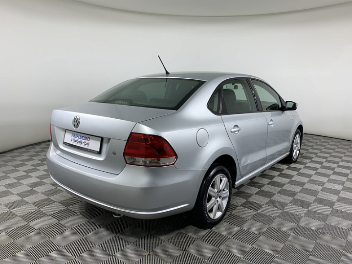 VOLKSWAGEN Polo 1.6, 2013 года, Автоматическая, Серебристый