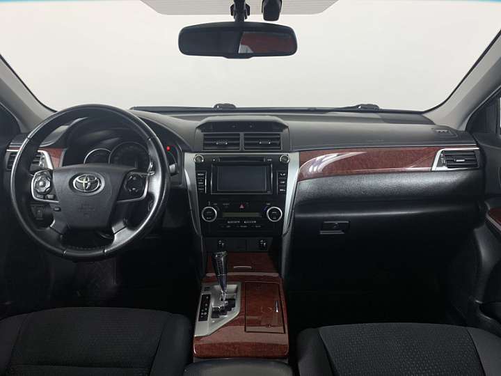 TOYOTA Camry 2.5, 2013 года, Автоматическая, БЕЛЫЙ