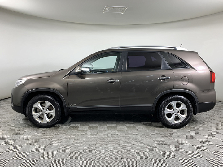 KIA Sorento 2.4, 2013 года, Автоматическая, БЕЖЕВЫЙ