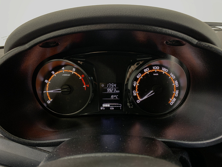 Lada Granta 1.6, 2023 года, Механика, ЧЕРНЫЙ