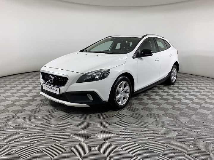 VOLVO V40 Cross Country 1.5, 2017 года, Автоматическая, БЕЛЫЙ