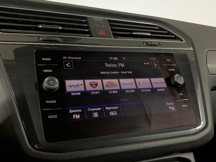VOLKSWAGEN Tiguan 1.4, 2019 года, Робот, ЧЕРНЫЙ