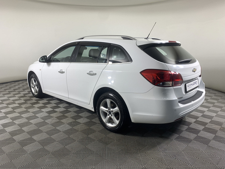 Chevrolet Cruze 1.8, 2013 года, Автоматическая, Белый