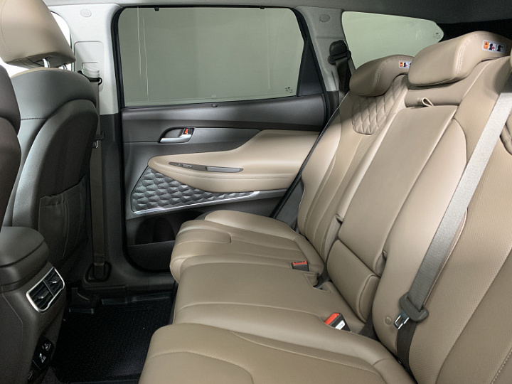 HYUNDAI Santa Fe 2.2, 2021 года, Робот, КОРИЧНЕВЫЙ