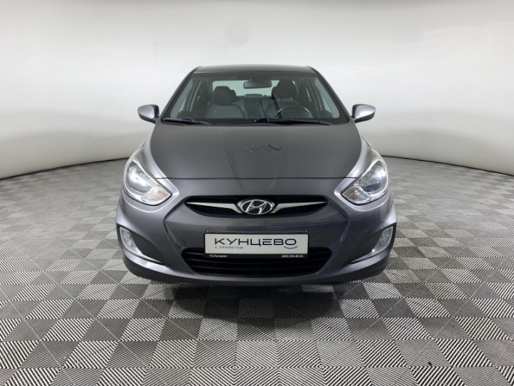 Hyundai Solaris 1.4, 2013 года, Автоматическая, Серый