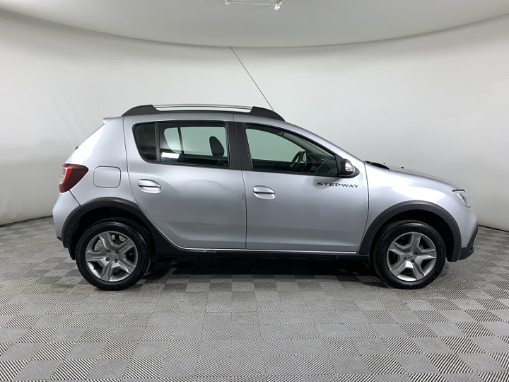 RENAULT Sandero Stepway 1.6, 2022 года, Механика, СЕРЫЙ