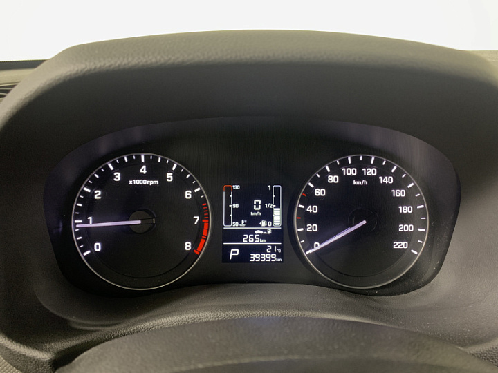 HYUNDAI Creta 1.6, 2018 года, Автоматическая, БЕЖЕВЫЙ