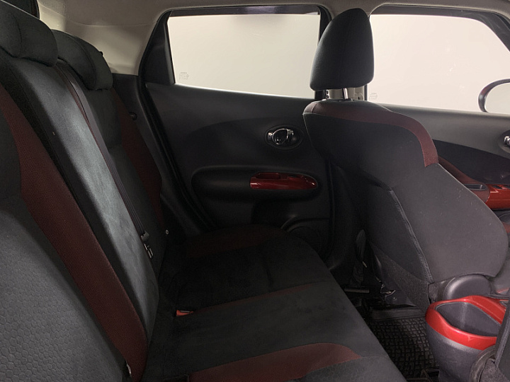 NISSAN Juke 1.6, 2013 года, Вариатор, КРАСНЫЙ