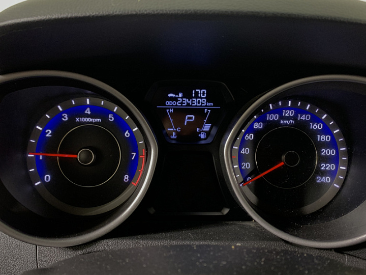 HYUNDAI Avante 1.6, 2012 года, Автоматическая, БЕЛЫЙ