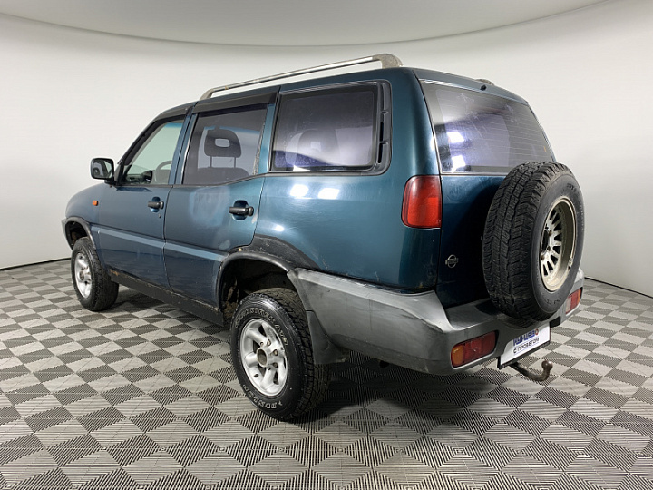 NISSAN Terrano 2.4, 1995 года, Механика, ЗЕЛЕНЫЙ