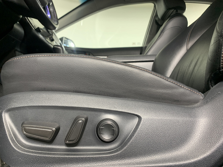 TOYOTA Camry 2.5, 2018 года, Автоматическая, Серо-коричневый