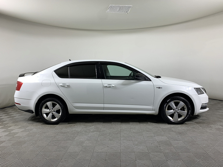 SKODA Octavia 1.4, 2019 года, Робот, БЕЛЫЙ