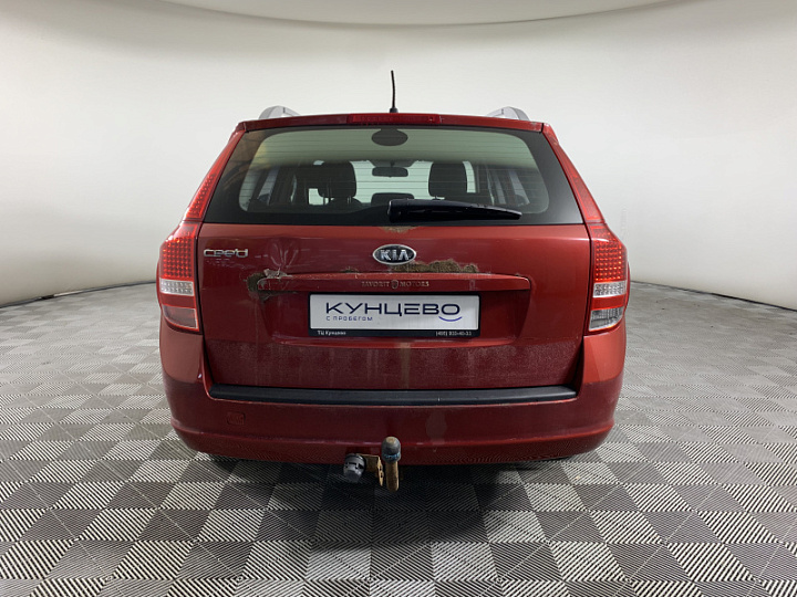 KIA Ceed 1.6, 2011 года, Механика, КРАСНЫЙ