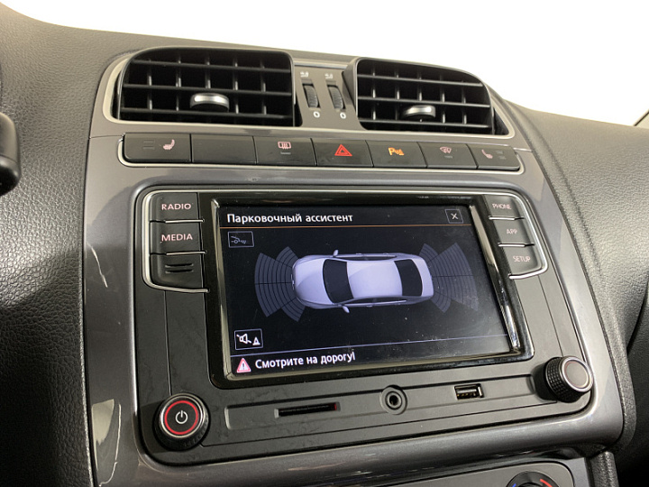 VOLKSWAGEN Polo 1.6, 2019 года, Автоматическая, СЕРЫЙ