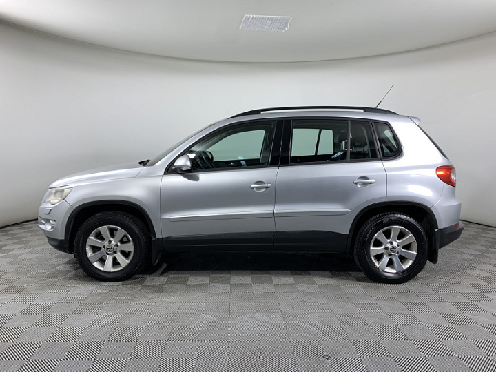 VOLKSWAGEN Tiguan 2, 2011 года, Автоматическая, Серебристый