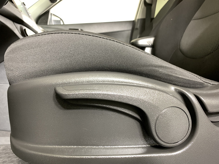 Hyundai Creta 1.6, 2018 года, Автоматическая, Бежевый