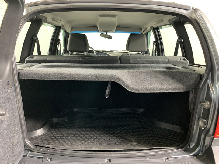 CHEVROLET Niva 1.7, 2019 года, Механика, ТЕМНО-СЕРЫЙ