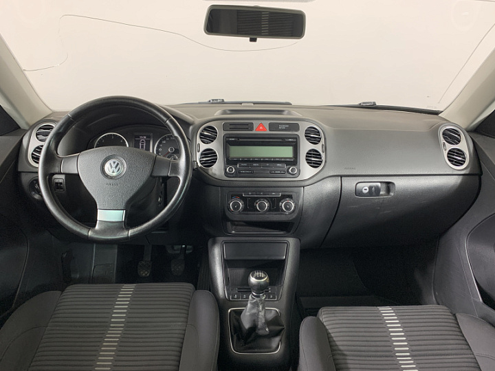 VOLKSWAGEN Tiguan 2, 2010 года, Механика, СЕРЫЙ