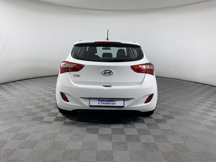 HYUNDAI i30 1.6, 2014 года, Автоматическая, БЕЛЫЙ