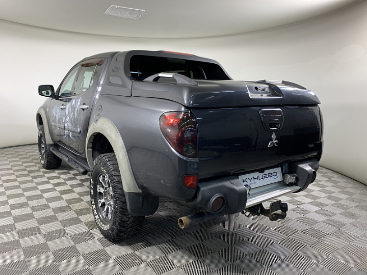 MITSUBISHI L200 2.5, 2011 года, Механика, СЕРЫЙ