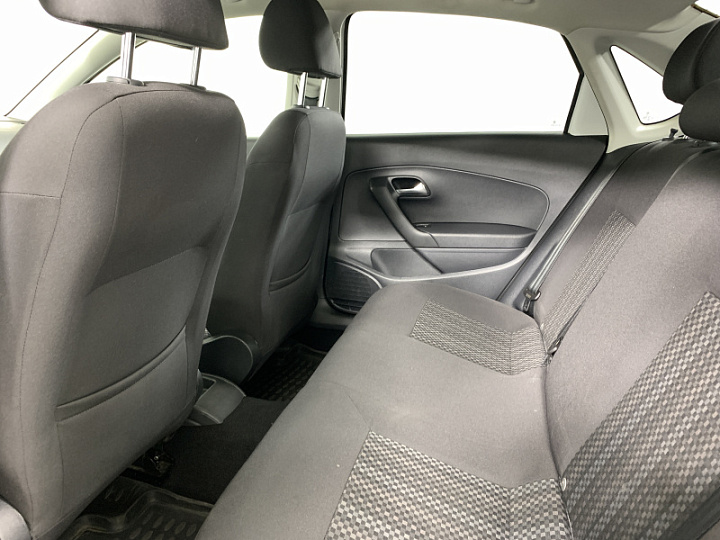VOLKSWAGEN Polo 1.6, 2019 года, Автоматическая, БЕЛЫЙ