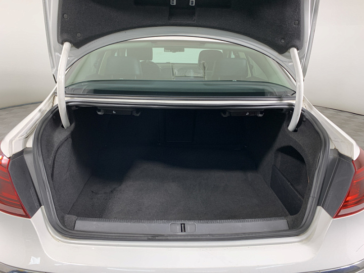 VOLKSWAGEN Passat CC 1.8, 2012 года, Робот, БЕЛЫЙ