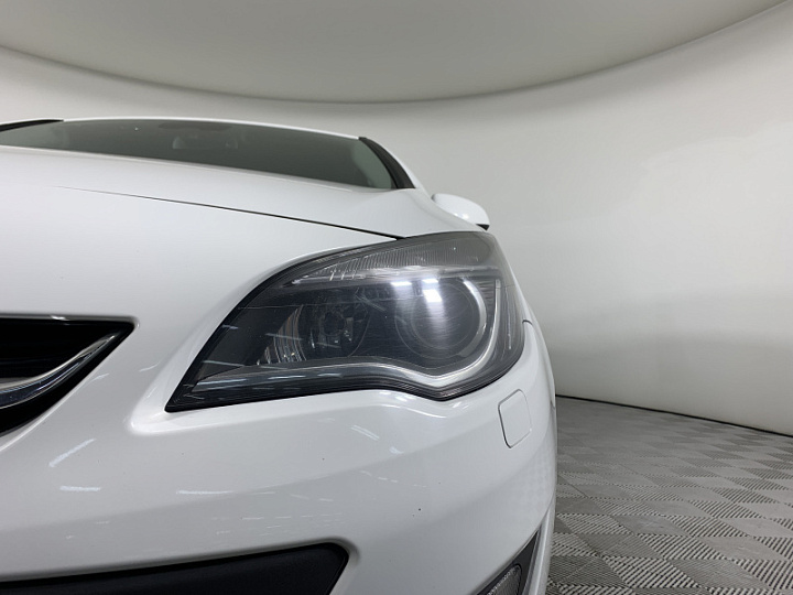 OPEL Astra 1.4, 2013 года, Автоматическая, БЕЛЫЙ