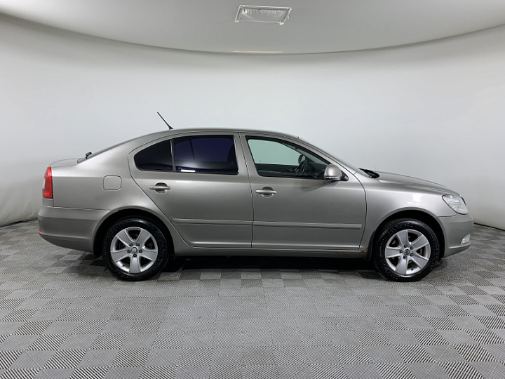 SKODA Octavia 1.8, 2012 года, Автоматическая, БЕЖЕВЫЙ