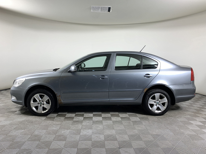 Skoda Octavia 1.8, 2013 года, Робот, Серый