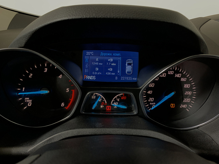 FORD Kuga 2, 2014 года, Робот, ЧЕРНЫЙ