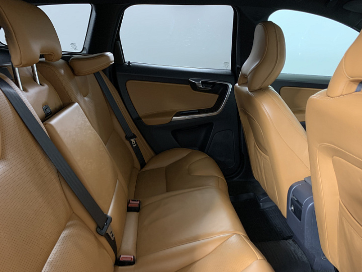 VOLVO XC60 2.4, 2013 года, Автоматическая, БОРДОВЫЙ