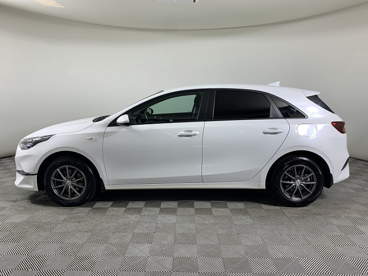 KIA Ceed 1.6, 2022 года, Автоматическая, Не определен